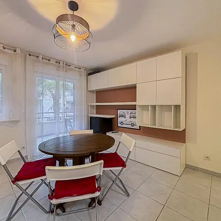 Rosanoff - Wifi, Ac, 3pers Apartament Nicea